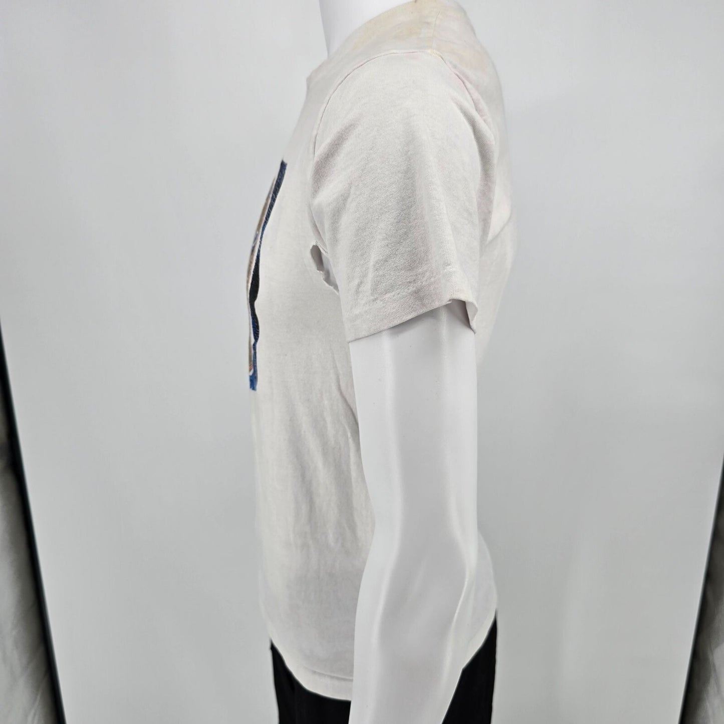 Thrashed Vintage 1990s White "Since 1924" Umbro Soccer T-Shirt (Youth Large)