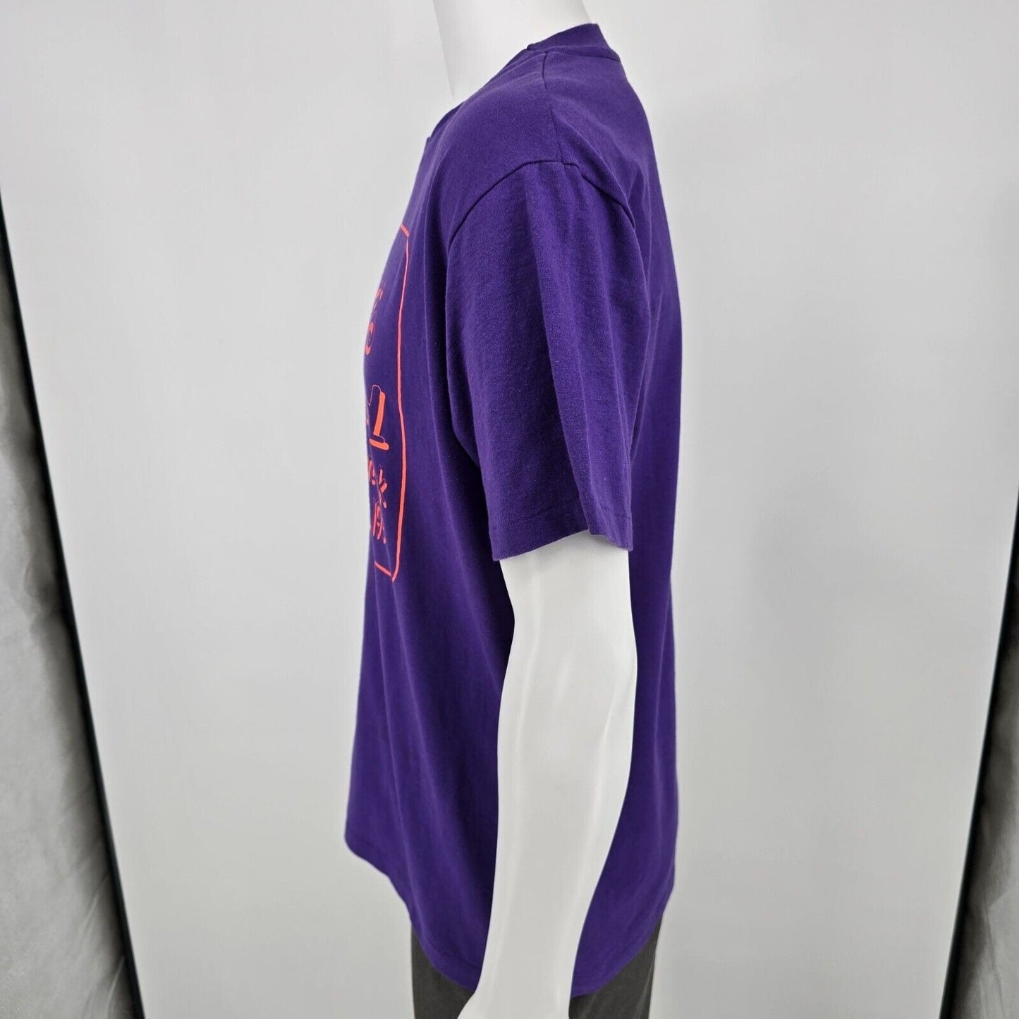 Vintage Single Stitch 1993 MVD Employee Appreciation Week Graphic T-Shirt (M)