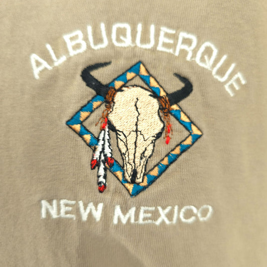 Vintage 1990s Albuquerque New Mexico Embroidered Cow Skull Logo T-Shirt (XL)