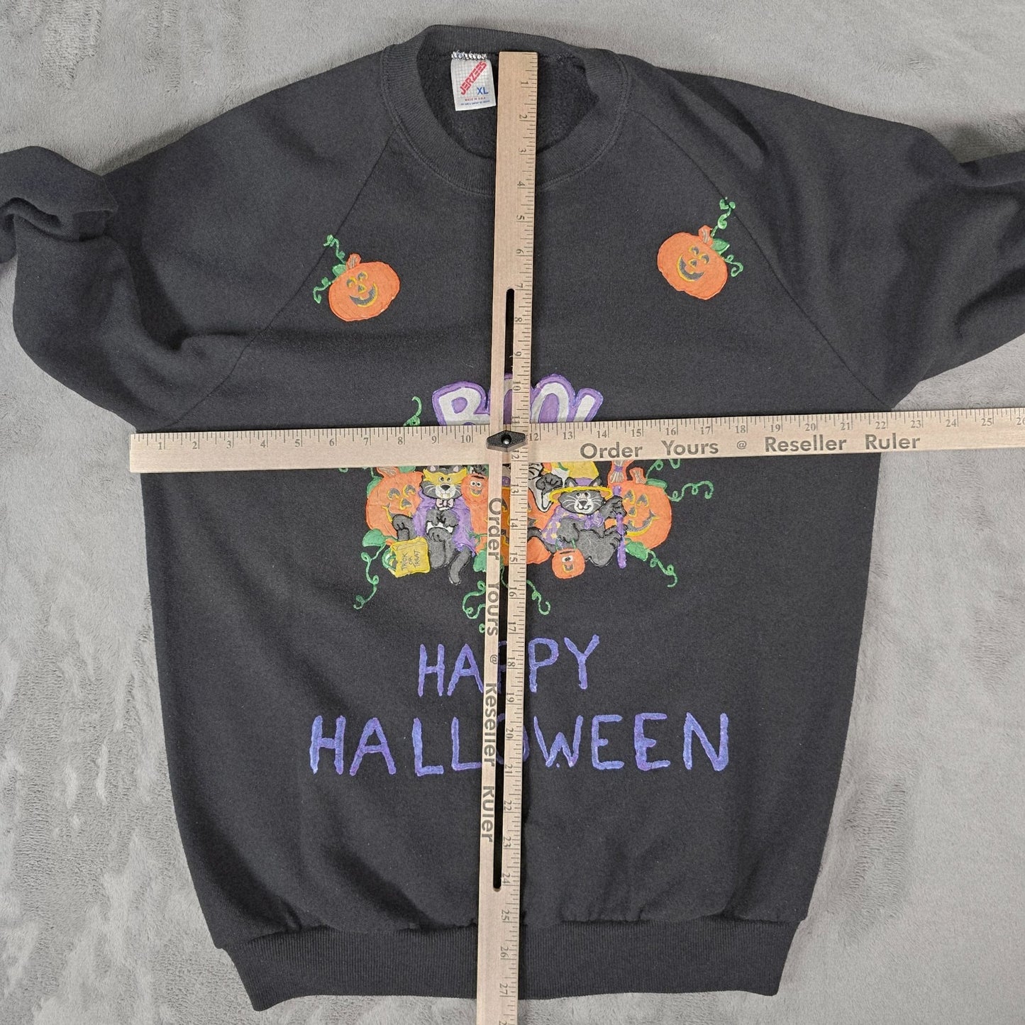 Vintage 1990s Jerzees "Boo!" Happy Halloween Cats and Pumpkins Sweatshirt (L)