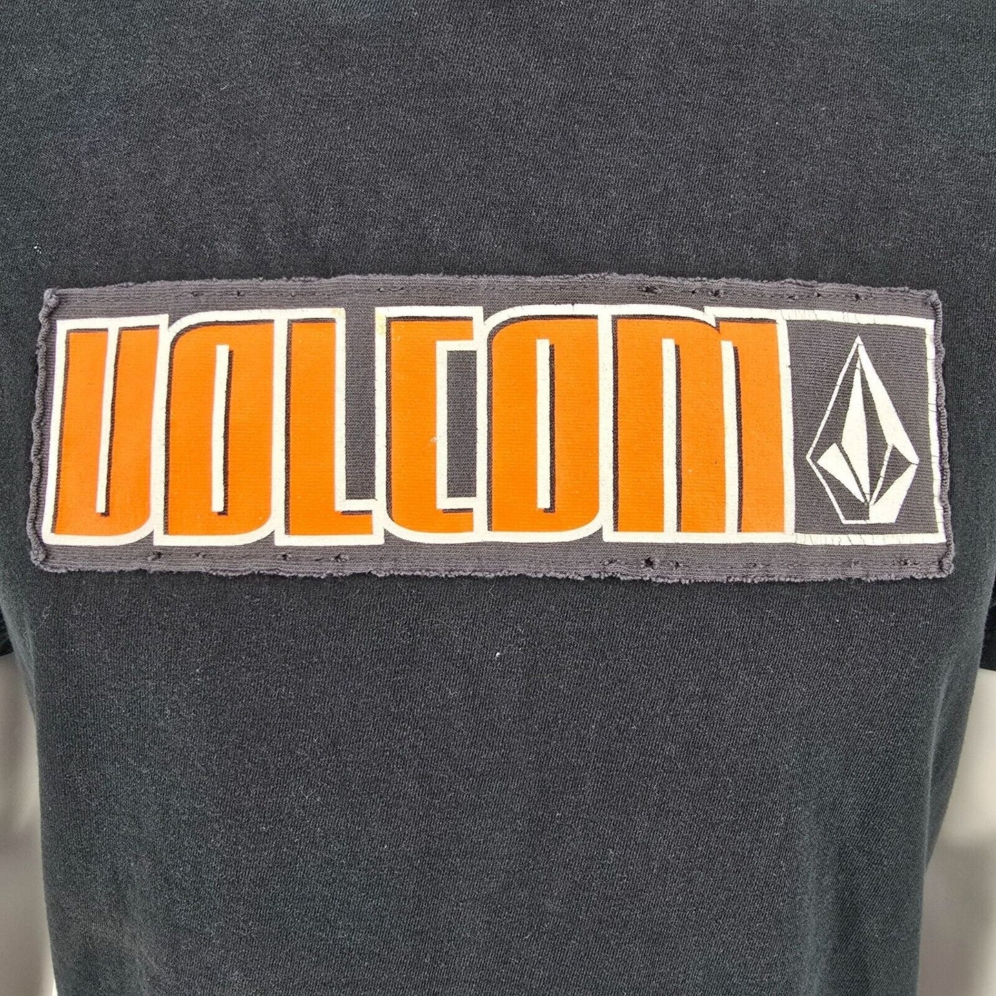 Vintage Y2K Volcom Cut and Sew Patch Logo Mens Black Graphic T-Shirt (M)