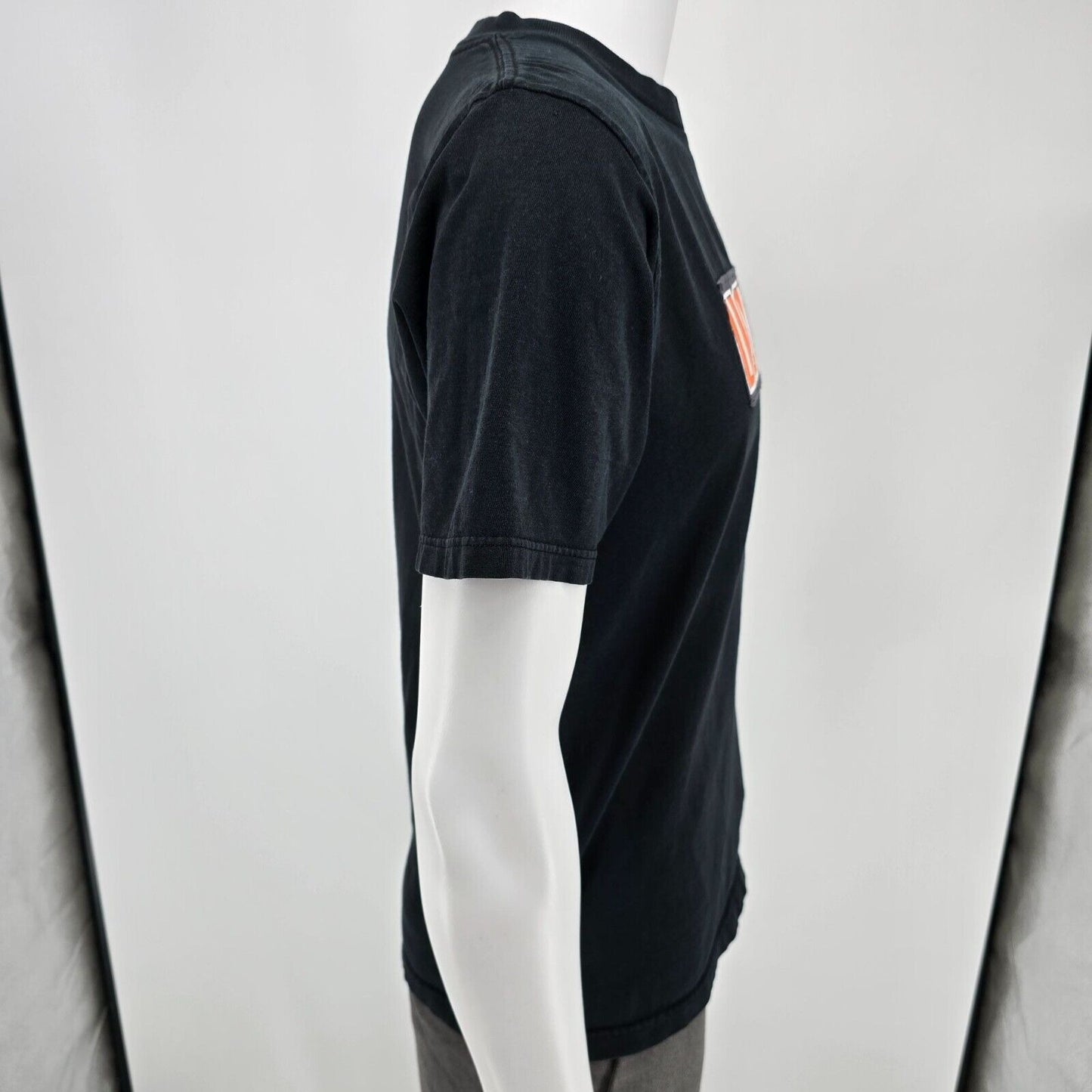 Vintage Y2K Volcom Cut and Sew Patch Logo Mens Black Graphic T-Shirt (M)