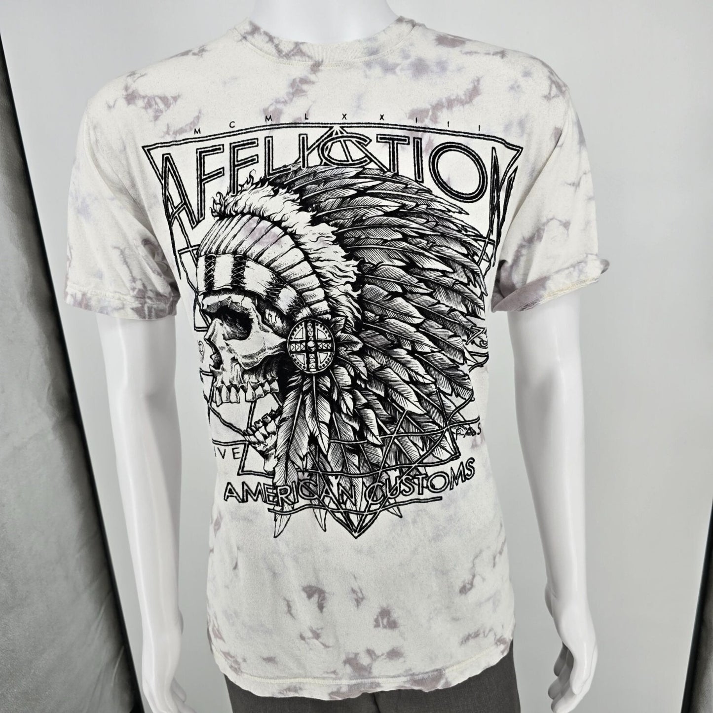 Affliction American Customs Ursa Major White/ Light Grey Ice Wash T-Shirt (L)
