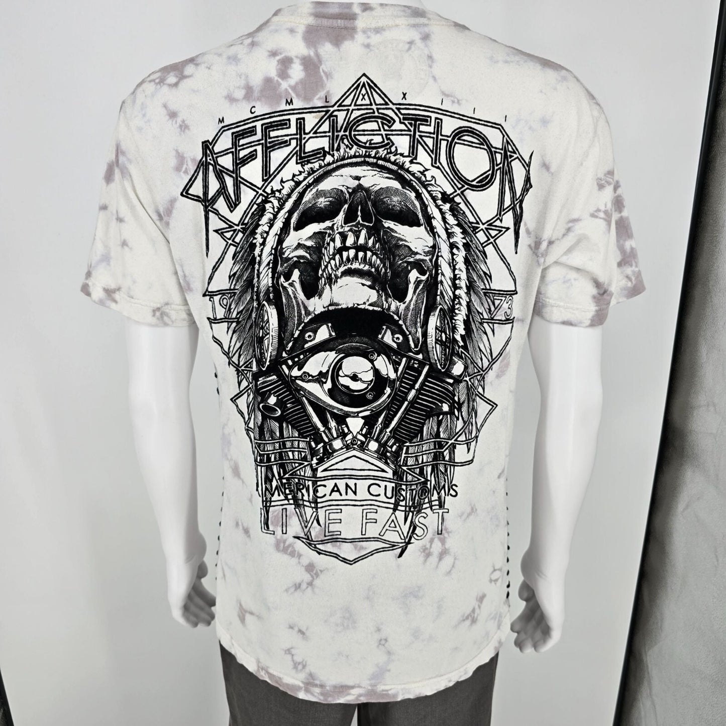 Affliction American Customs Ursa Major White/ Light Grey Ice Wash T-Shirt (L)
