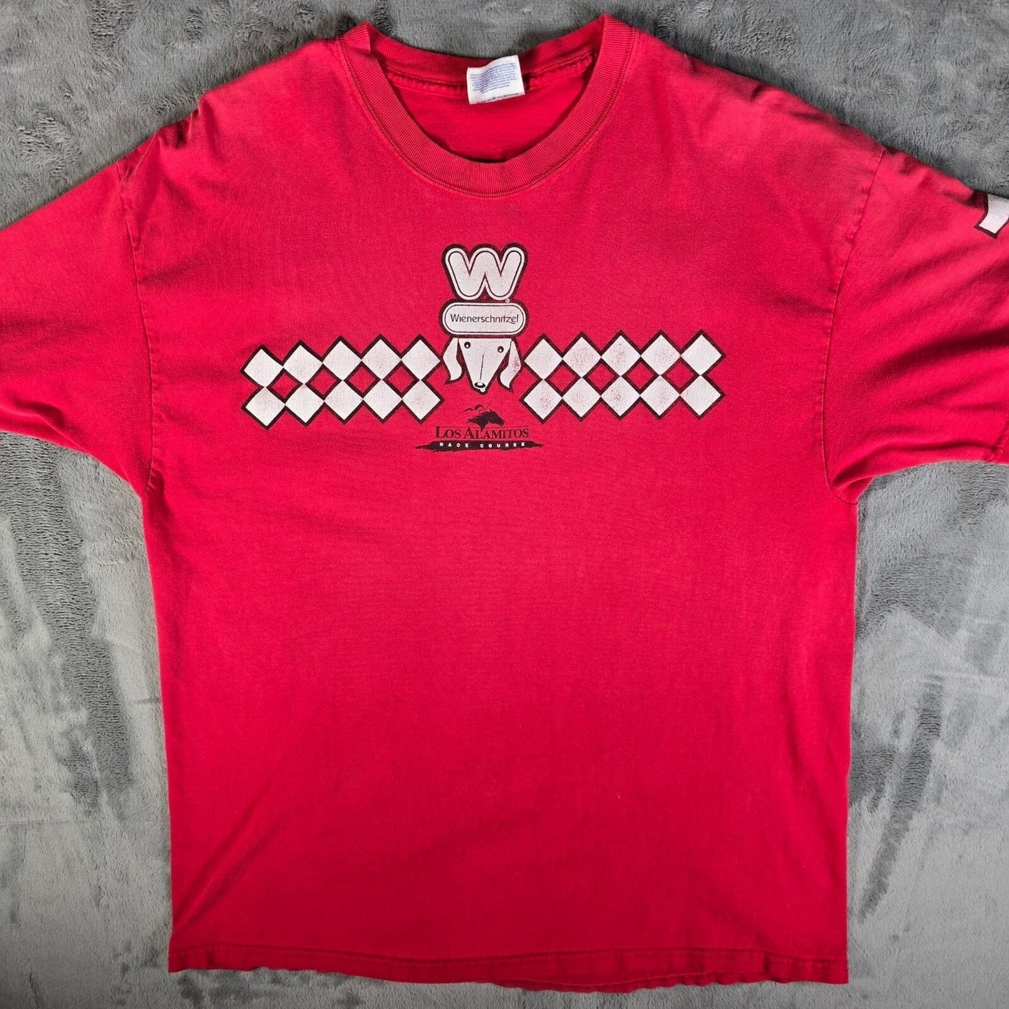 Vintage Y2K Wienerschnitzel Los Alamitos Race Course #7 Horse Racing T-Shirt (L)
