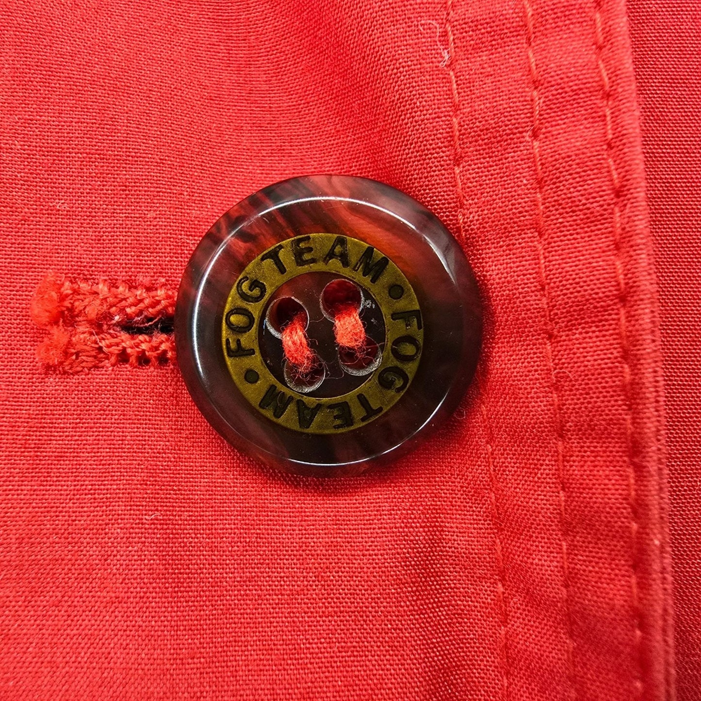 Vintage 1990s Fog by London Fog "Team Fog" Red Hooded Utility/Rain Jacket (XL)