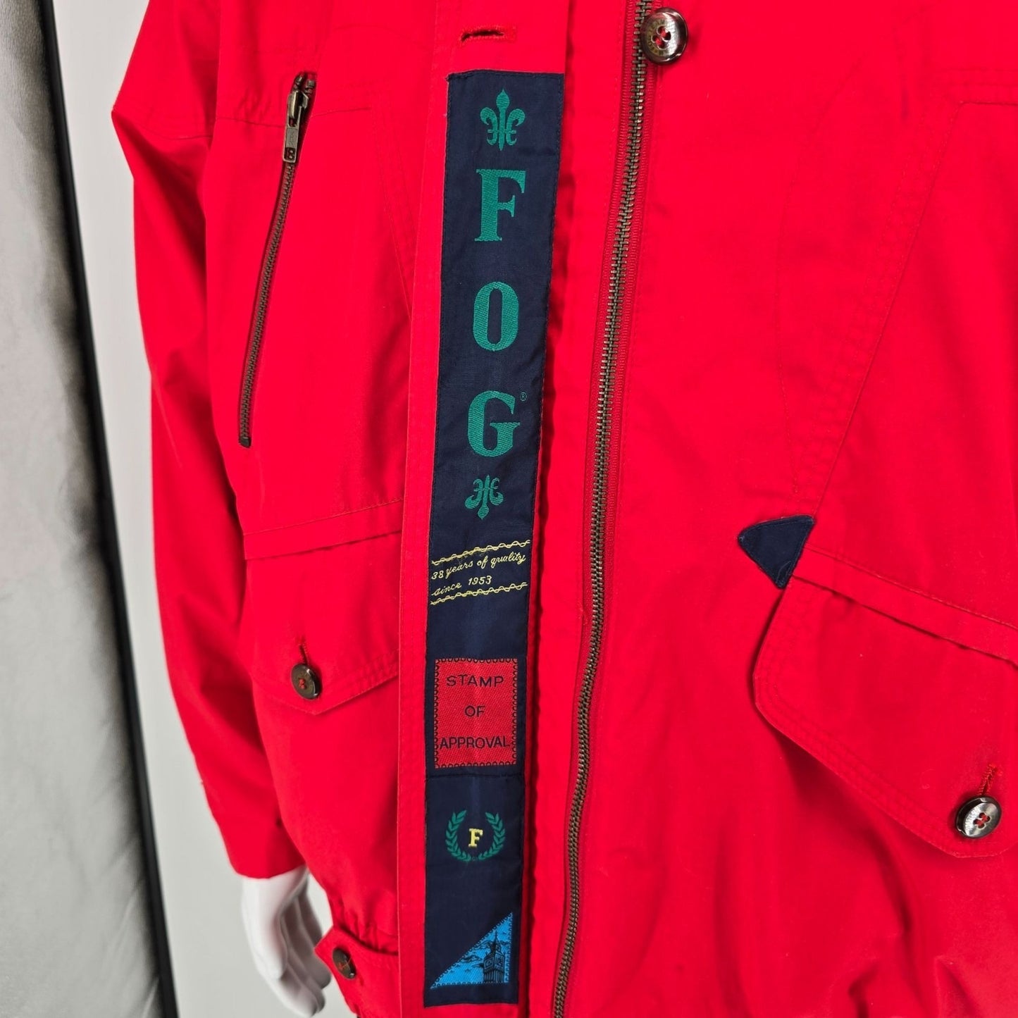 Vintage 1990s Fog by London Fog "Team Fog" Red Hooded Utility/Rain Jacket (XL)