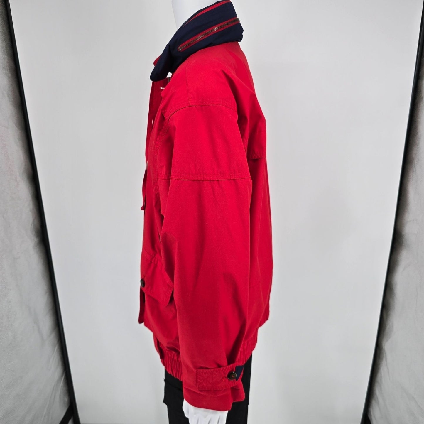 Vintage 1990s Fog by London Fog "Team Fog" Red Hooded Utility/Rain Jacket (XL)