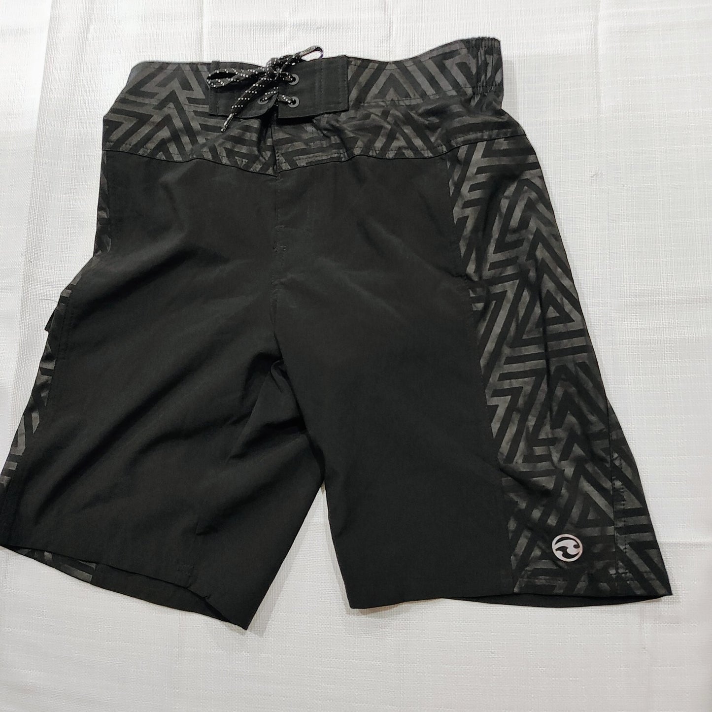 Ocean Current Black Swimming Board Shorts Model OY1191822EFWA (Size Small)