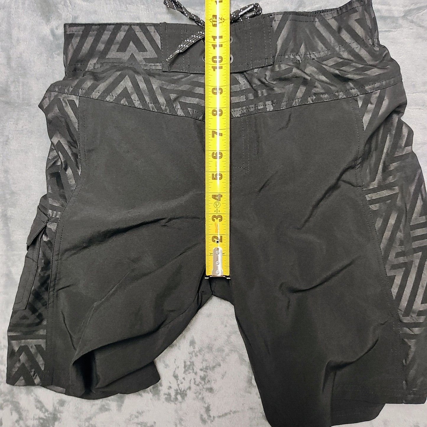 Ocean Current Black Swimming Board Shorts Model OY1191822EFWA (Size Small)