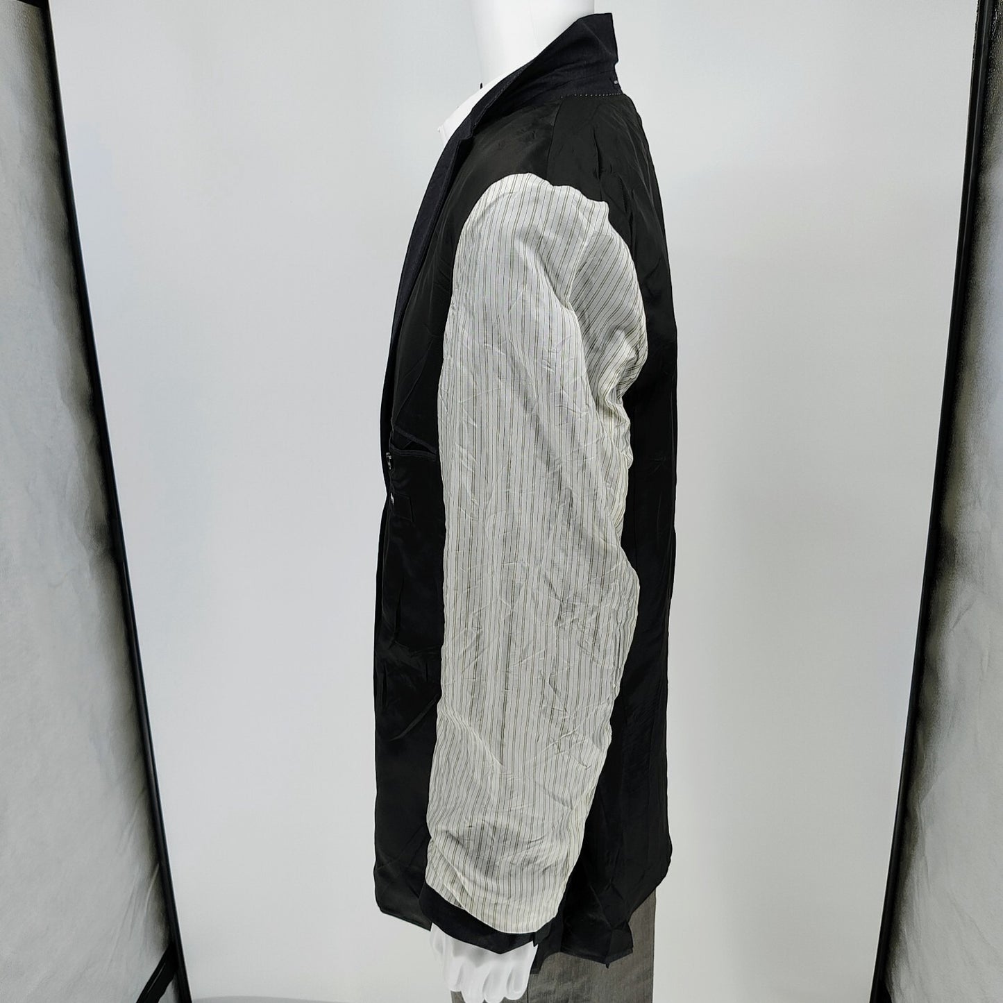 Boss Hugo Boss Reda Super 100 Charcoal Pasolini/Movie US_2 Suit Jacket (44R)