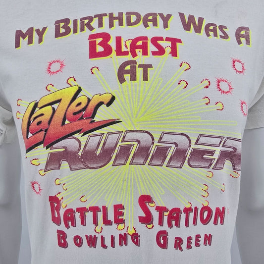 Vintage 1990s Lazer Runner Battle Station Bowling Green Birthday T-Shirt (M)