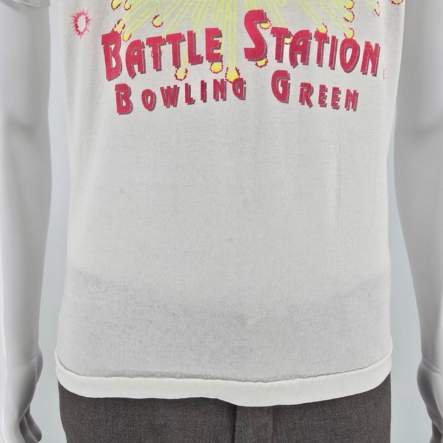 Vintage 1990s Lazer Runner Battle Station Bowling Green Birthday T-Shirt (M)