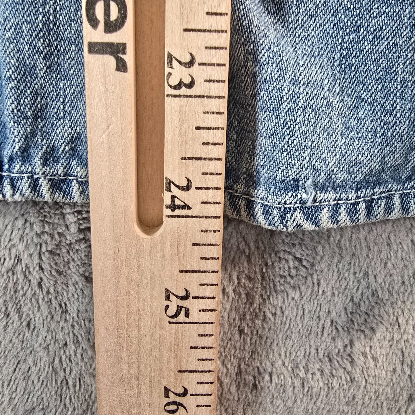 Vintage 1990s A*O American Outpost Women's Light Wash Denim Button-up Shirt (M)