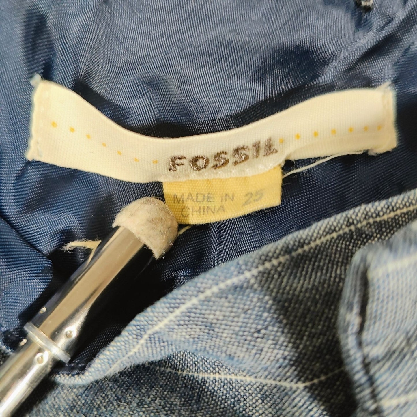 Fossil Women's Blue & White 3" Inseam Striped Cotton Shorts Shorts (Size 25)