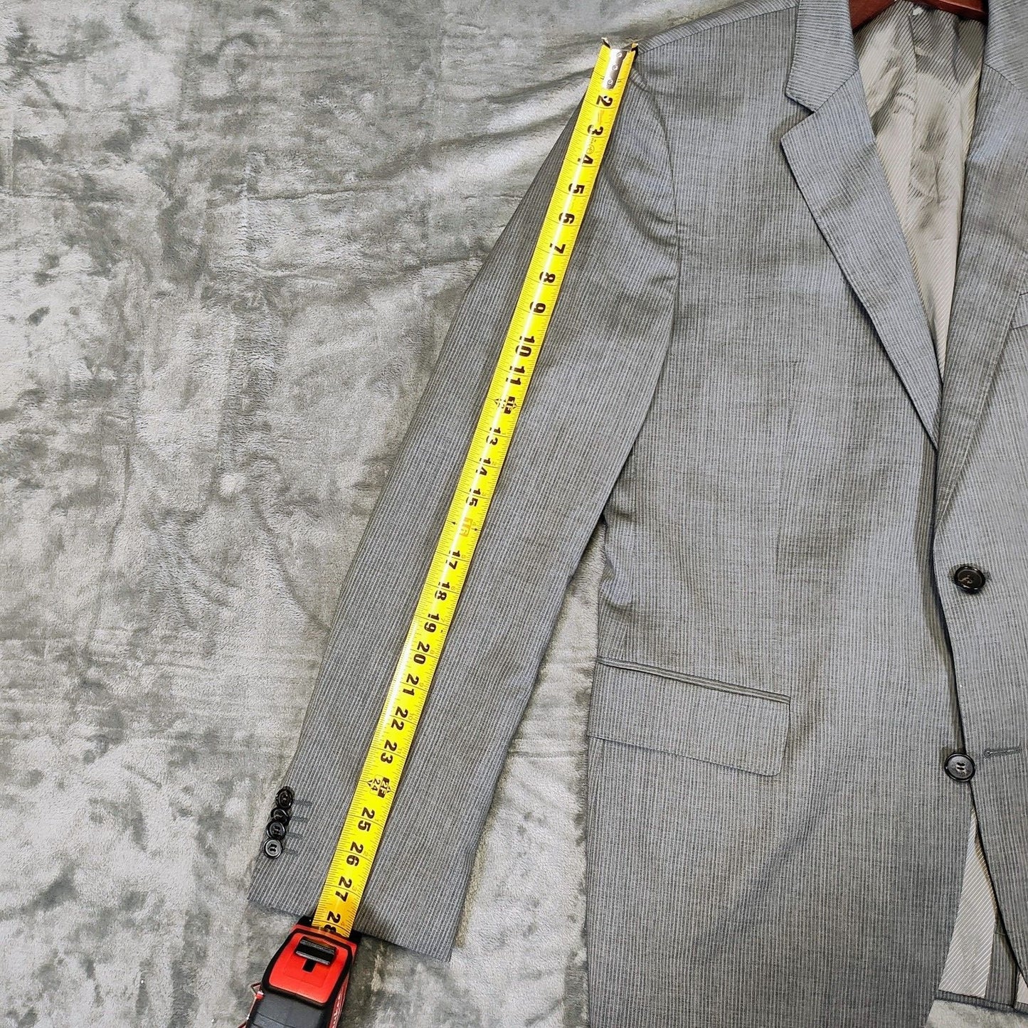 Boss Hugo Boss Gray Striped The James3/Sharp5 Suit Jacket (46L) *FLAW*
