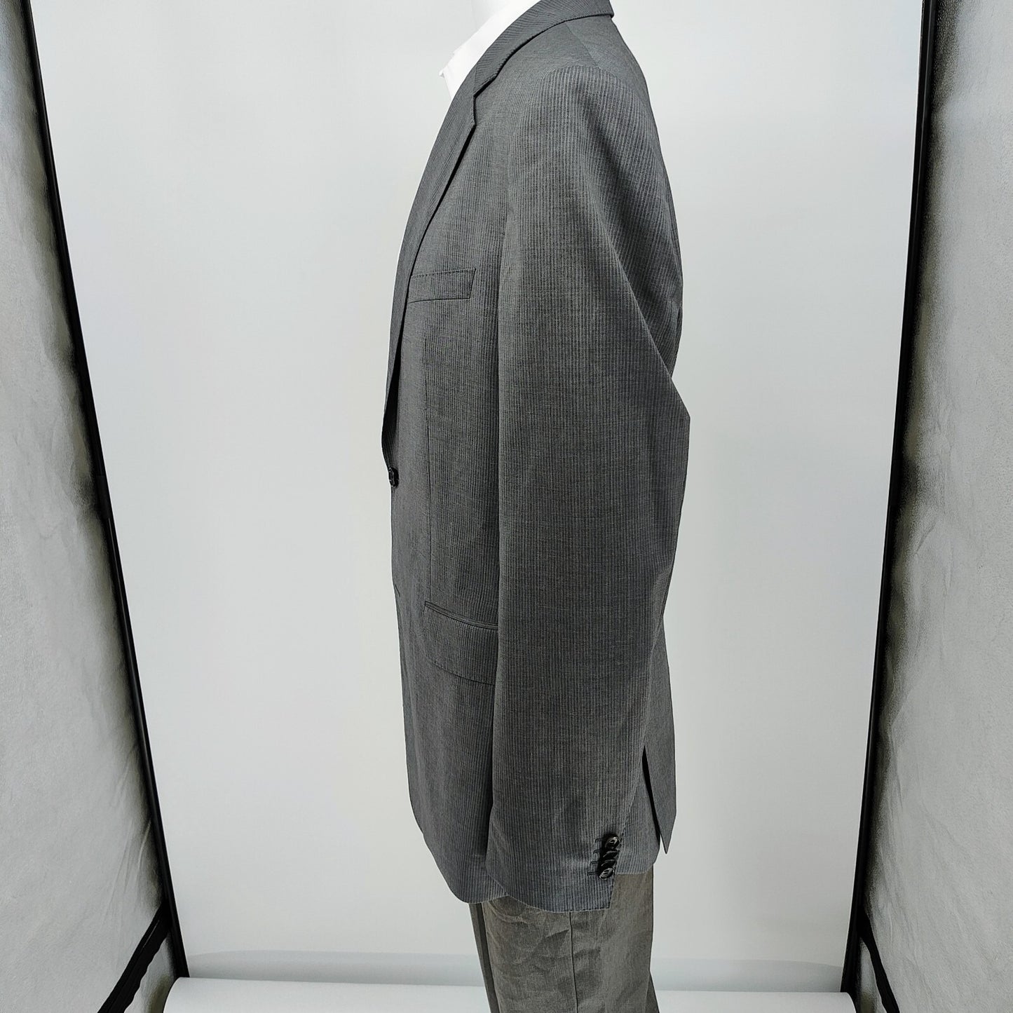 Boss Hugo Boss Gray Striped The James3/Sharp5 Suit Jacket (46L) *FLAW*