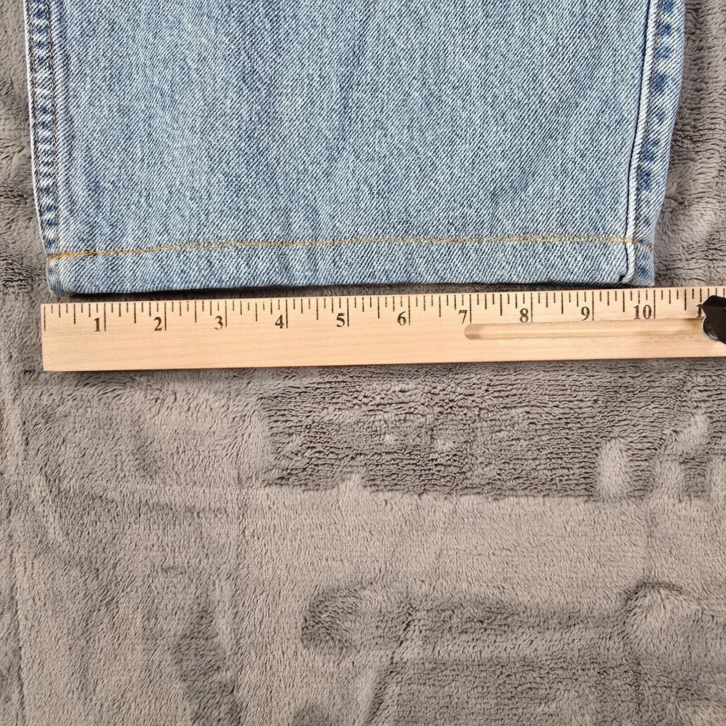 Vintage 1998 Levi's Mens 540 Relaxed Fit Light Wash Brown Tab Blue Jeans (54x23)