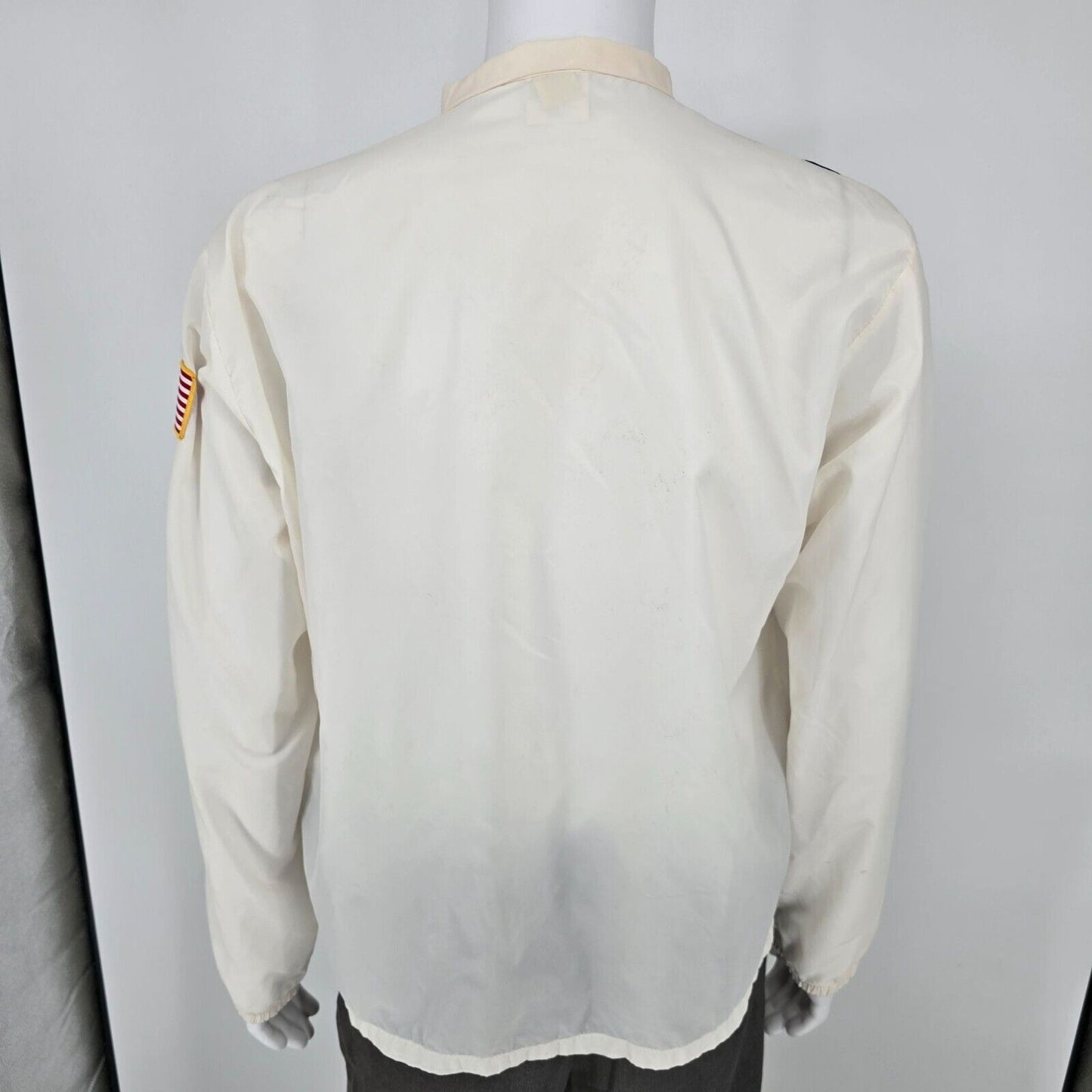 Vintage 1980s Field Sports White Striped Flag Patch Windbreaker Jacket (L)