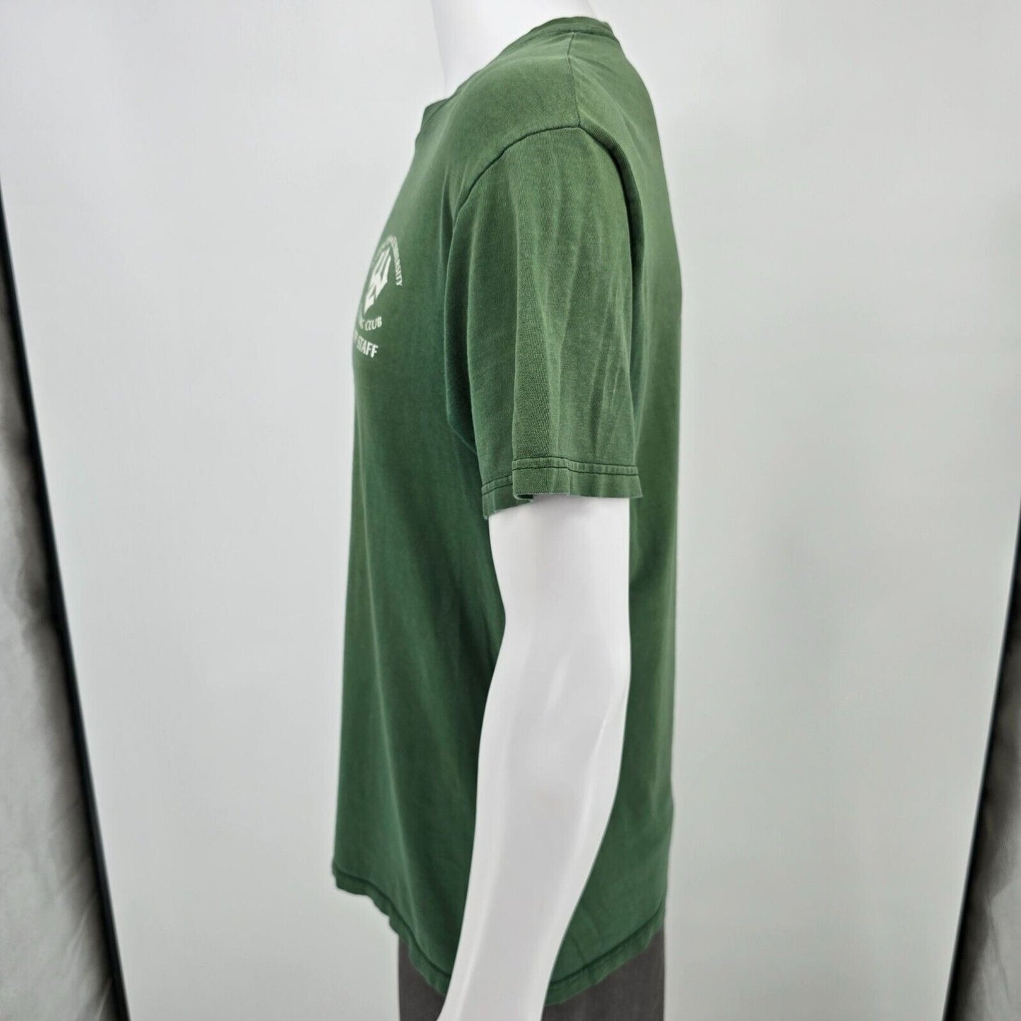 Vintage Y2K Washington and Lee University Outing Club Trip Staff T-Shirt (M)