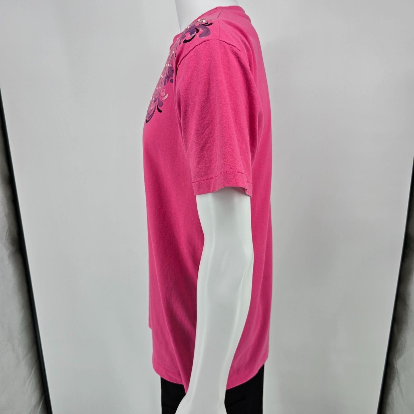 Vintage 1990s Hanes Embellished Glitter Yoke Baroque Scroll Design T-Shirt (M/L)