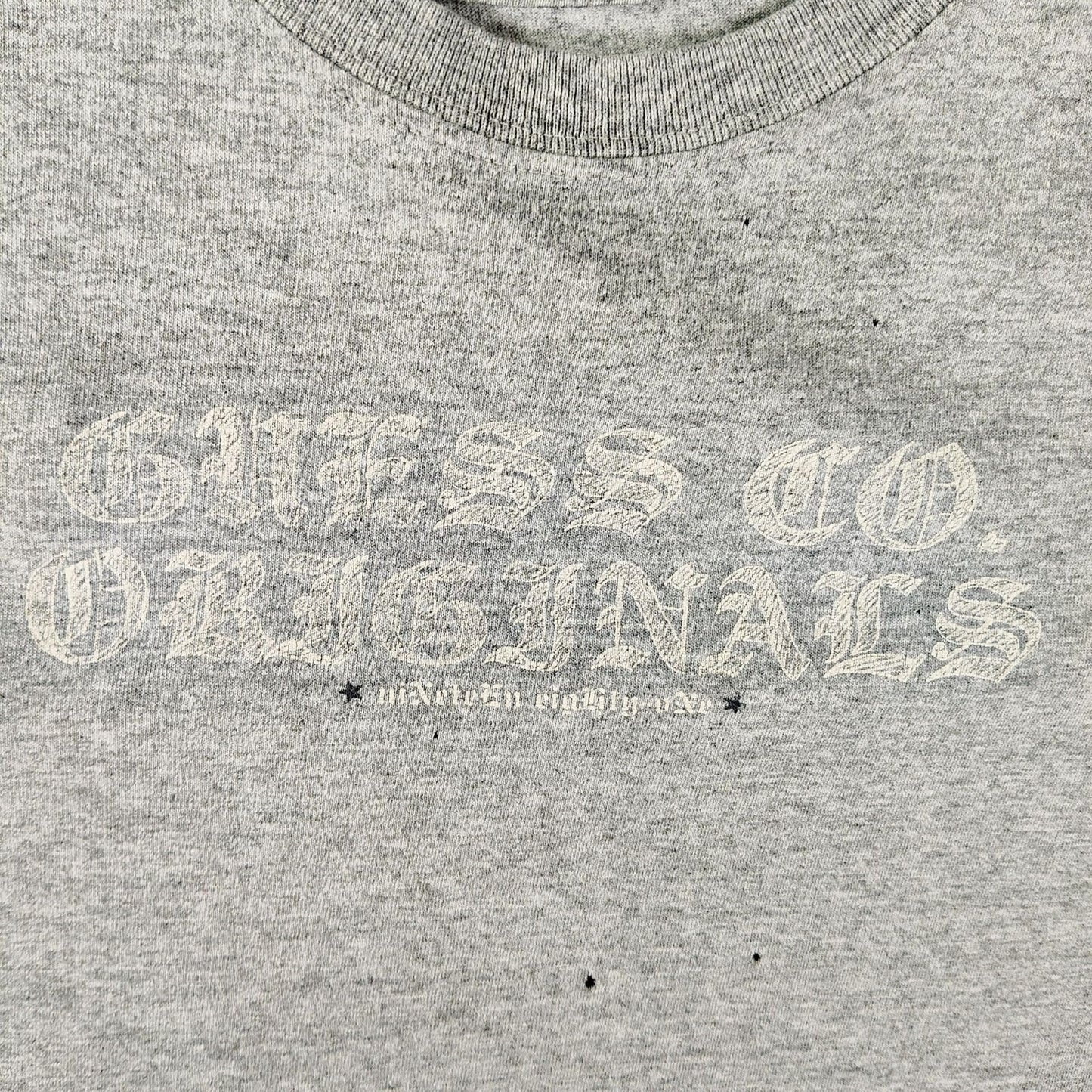 Guess Co. Originals Nineteen Eighty-One Women's Gray Logo T-Shirt (XL) *Flawed