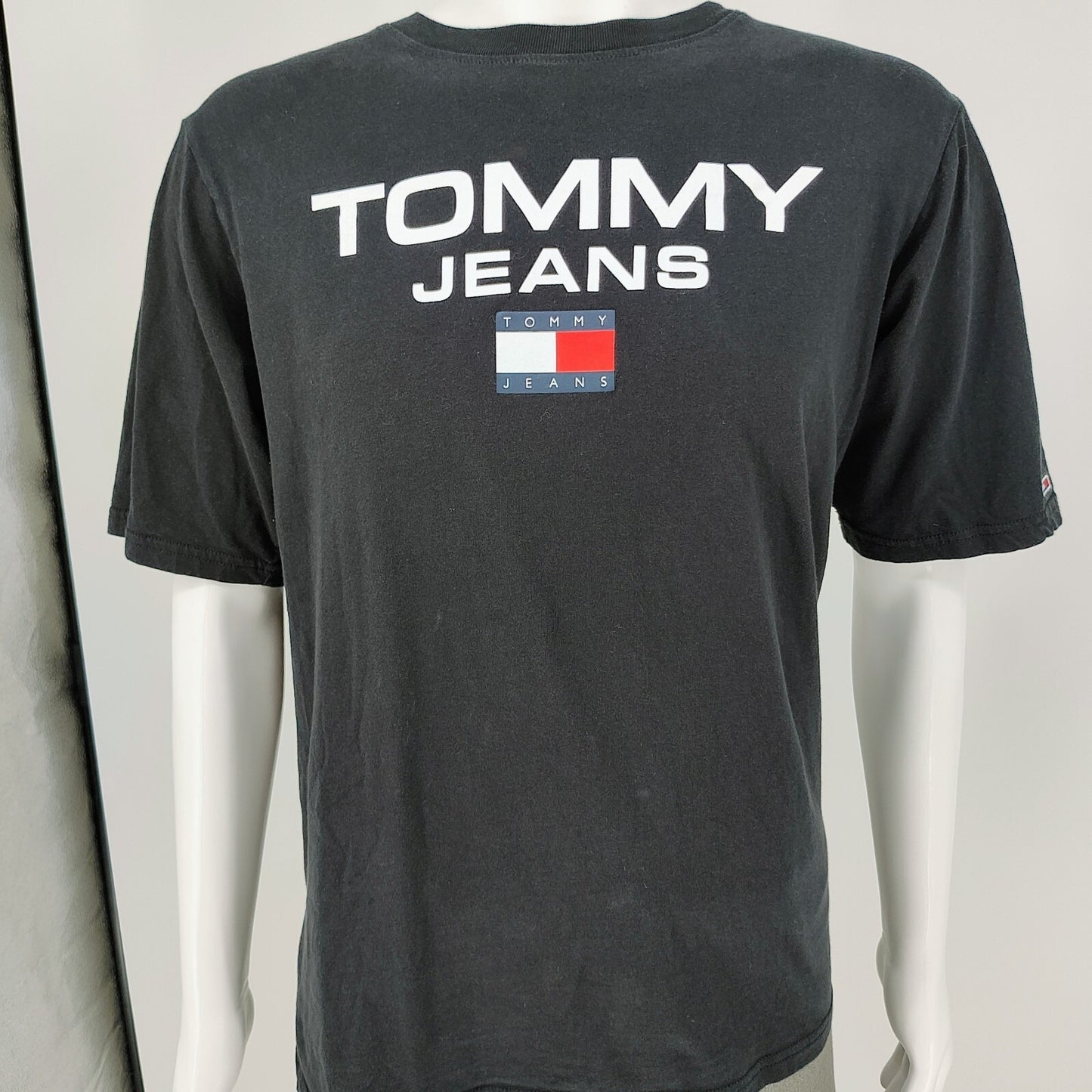 Tommy Hilfiger Tommy Jeans Bold Logo Black Crew Neck T-Shirt (XL)