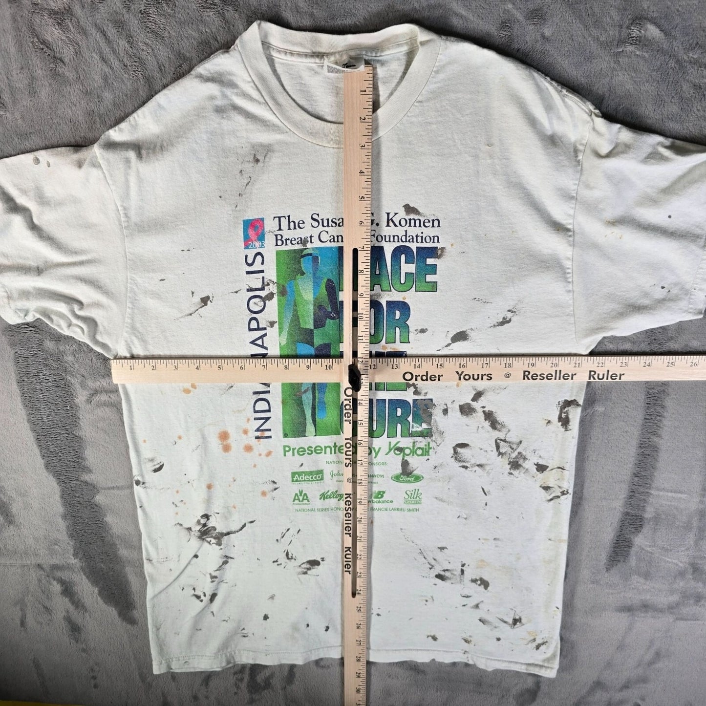 Vintage Thrashed 2003 Susan G. Komen Race for the Cure Indianapolis T-Shirt (L)