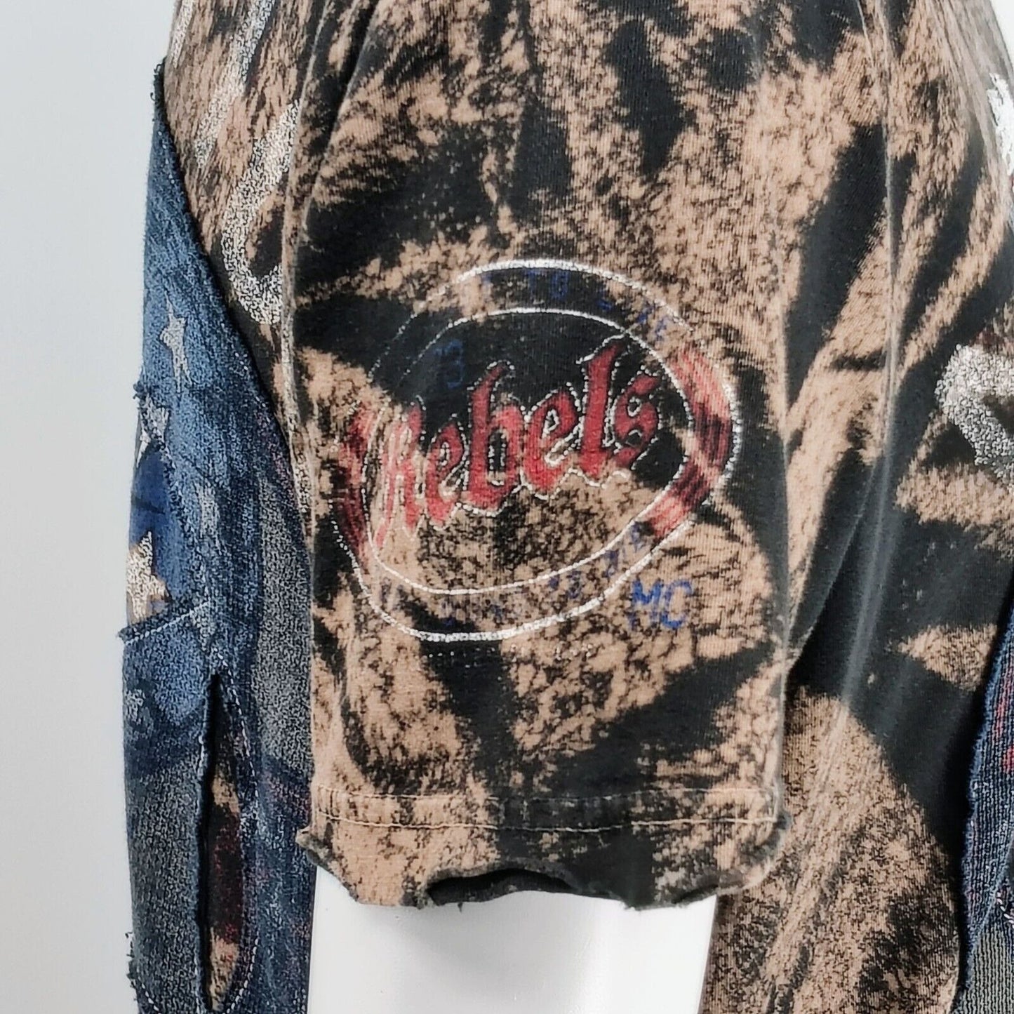 Vintage Y2K Affliction "Live Fast" Logo All Over Print Brown Graphic T-Shirt (L)