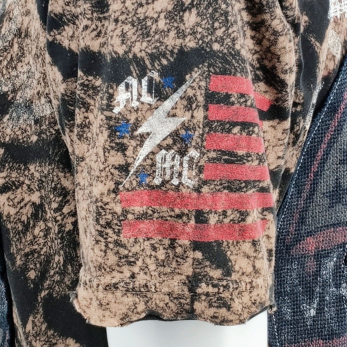 Vintage Y2K Affliction "Live Fast" Logo All Over Print Brown Graphic T-Shirt (L)