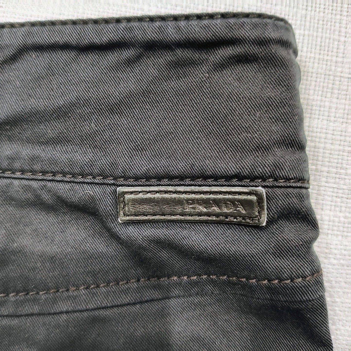 PRADA Flat Front Women's Luxury Designer Slit Pocket Shorts (Size 6/Medium)
