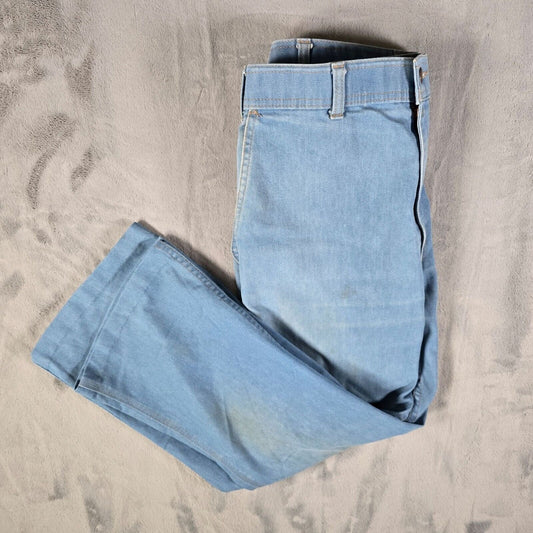 Vintage 1970s Levis' For Men With a Skosh More Room Orange Tab Jeans (34x23)
