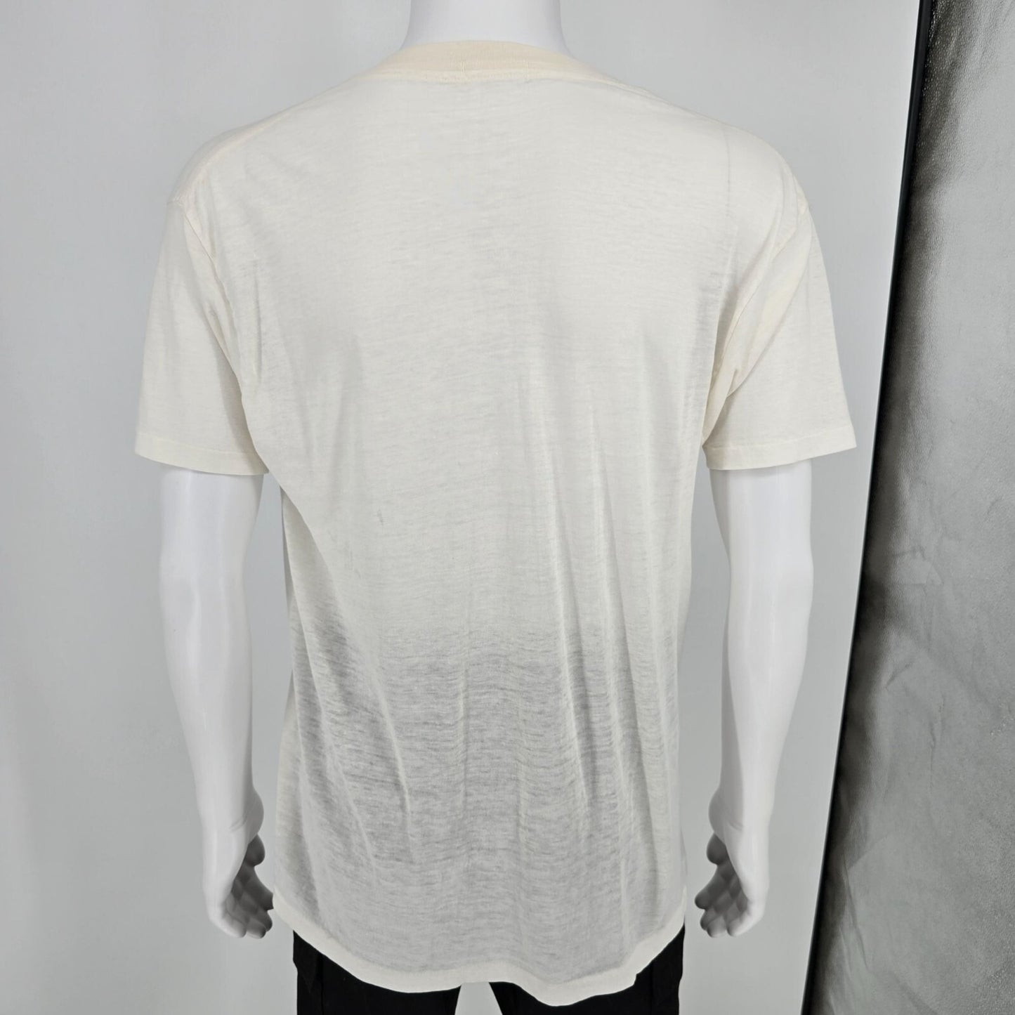 Vintage 1980s MunsingWear Thin White Blank V-Neck Cotton/Poly T-Shirt (XL)