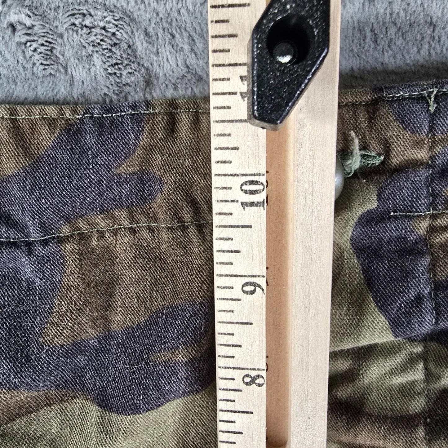 Vintage 1994 U.S. Military Woodland Camouflage Pattern Combat Trousers (30x30)