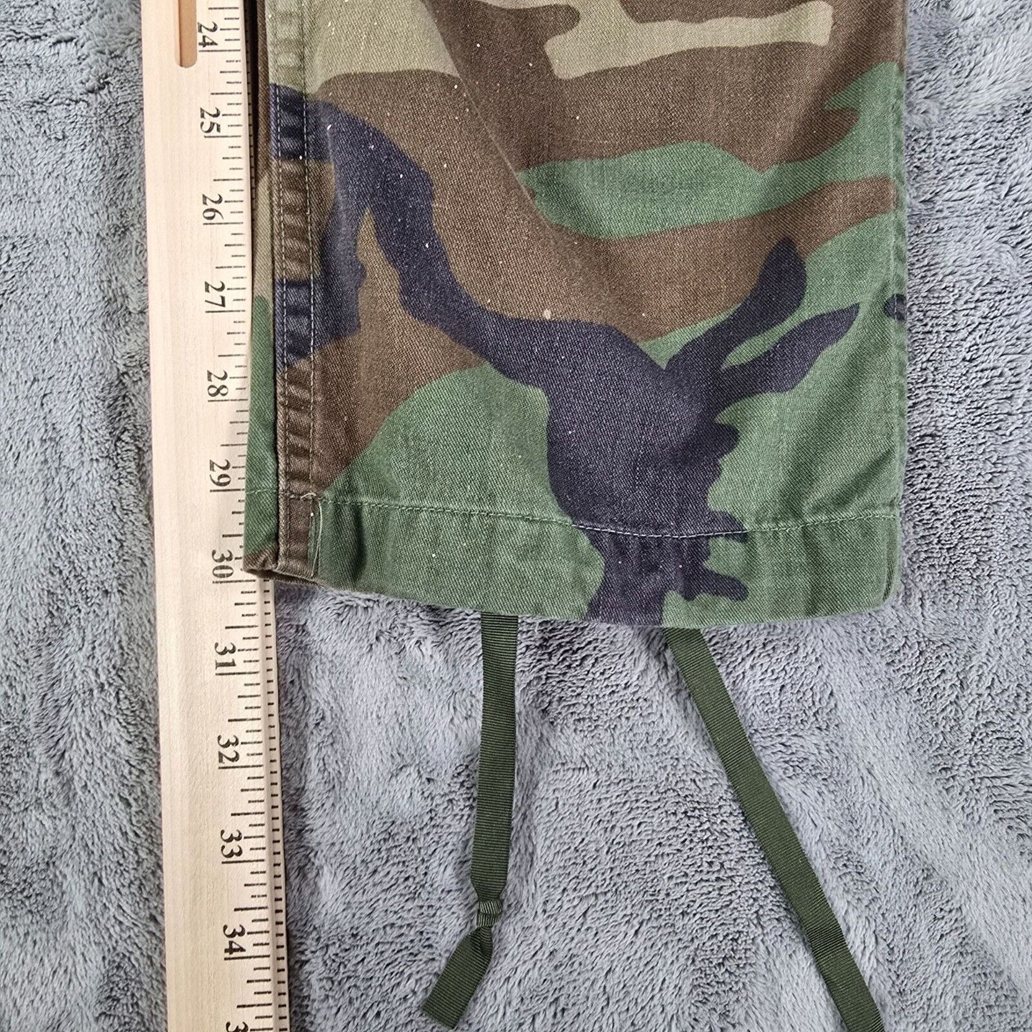 Vintage 1994 U.S. Military Woodland Camouflage Pattern Combat Trousers (30x30)