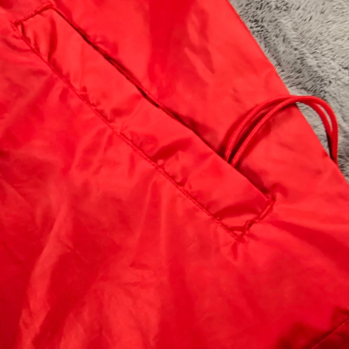 Vintage Y2K Holloway DARE To Resist Drugs and Violence Windbreaker Jacket (L)