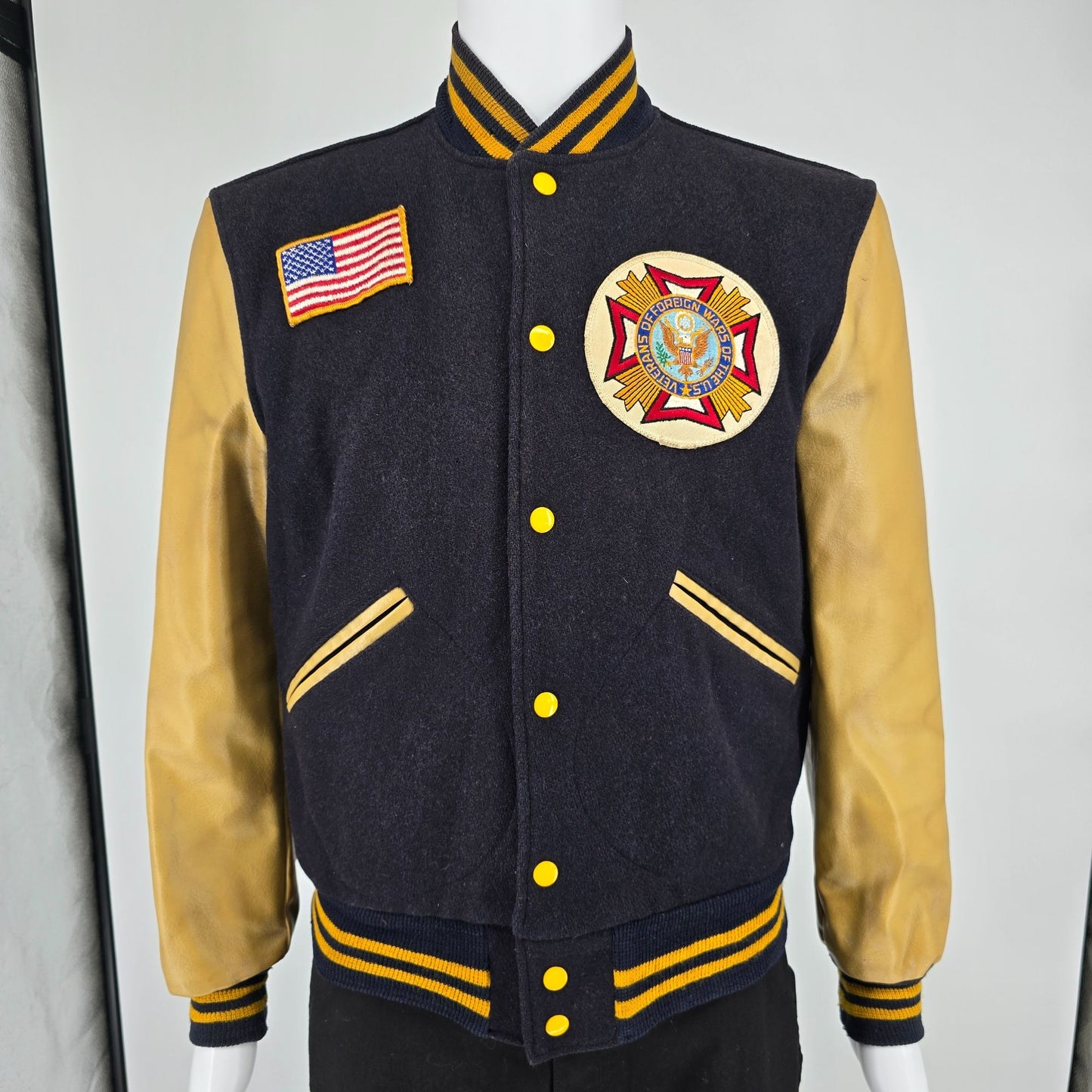 Vintage 1970s VFW Veterans of Foreign Wars Wool/Leather Varsity Jacket (S)