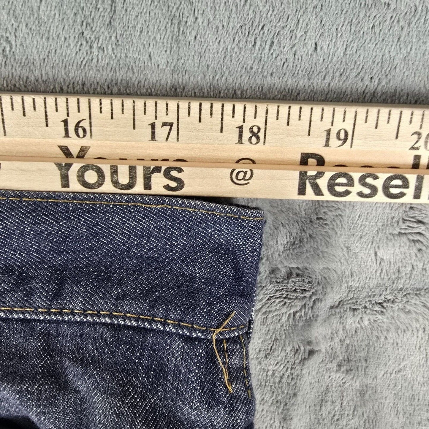 Vintage 1980s Roebucks (Sears) Distressed Mens Denim Blue Jeans (36x25)