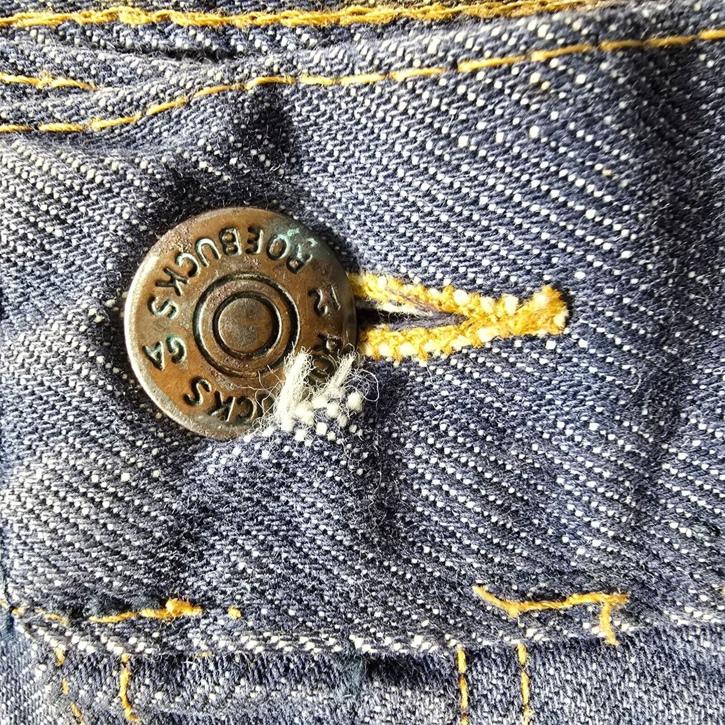 Vintage 1980s Roebucks (Sears) Distressed Mens Denim Blue Jeans (36x25)