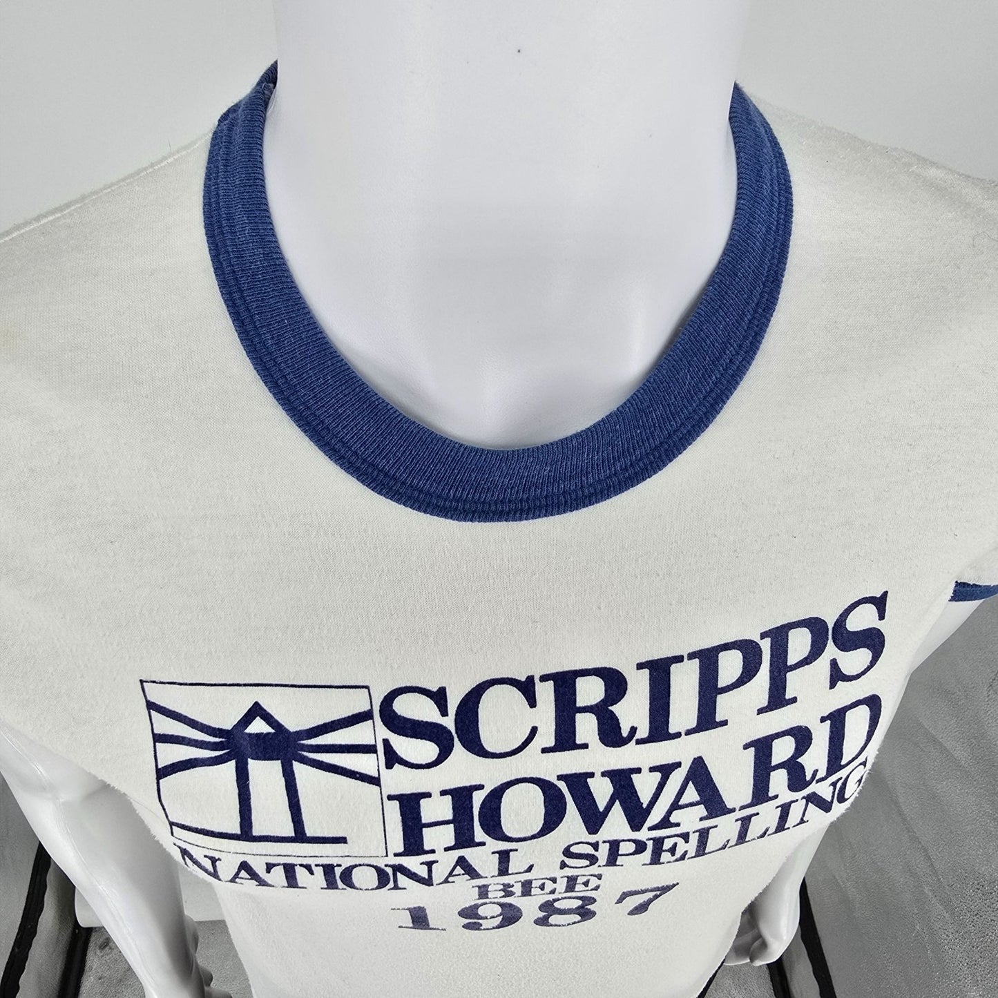 Vintage 1987 Velva Sheen Scripps Howard National Spelling Bee Ringer T-Shirt (S)