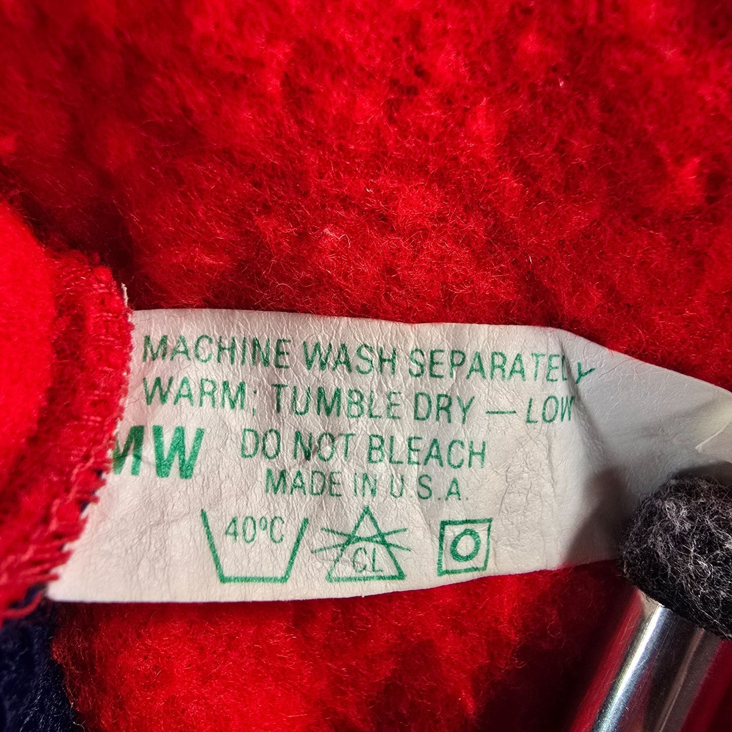 Vintage 1970s Unbranded "Foxy Grandma" Glitter Graphic Zip-Up Jacket (L)