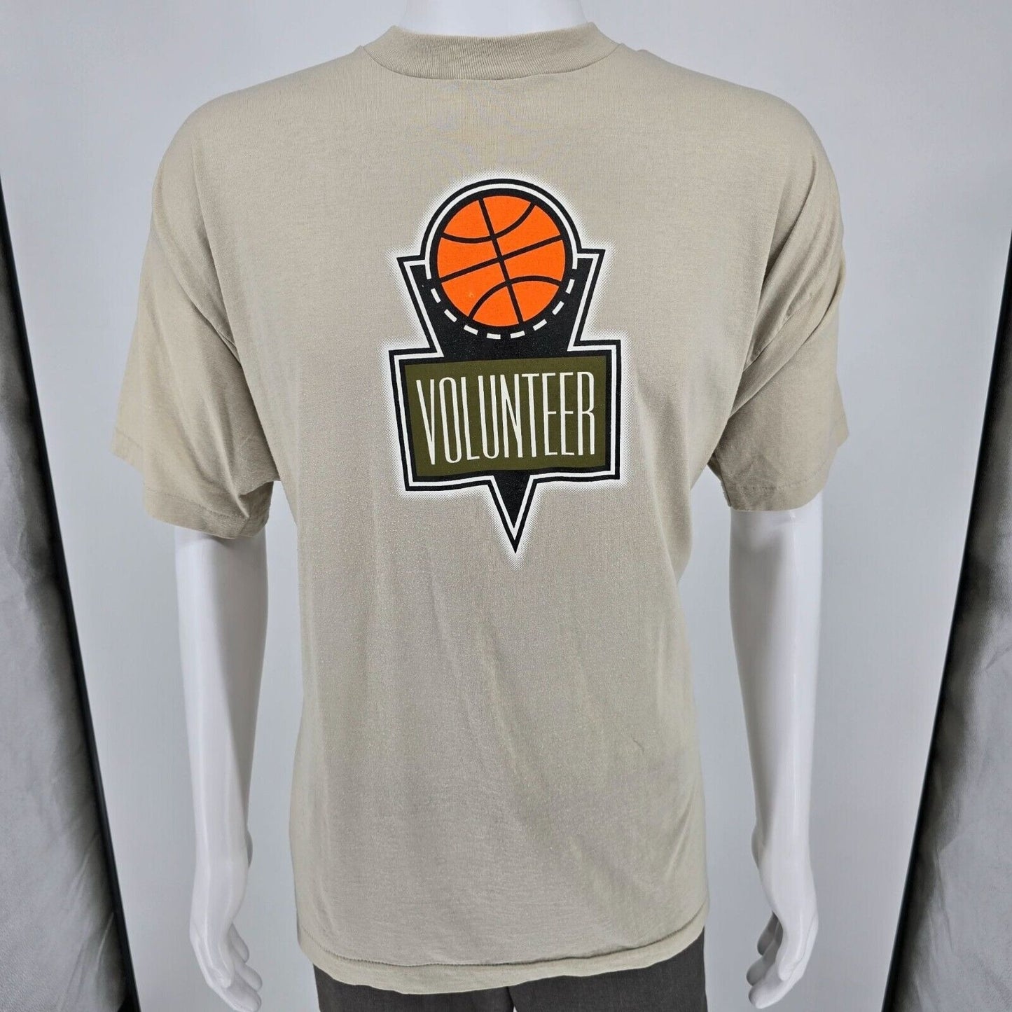 Vintage 90s Iowa Basketball Quad City Times Hoopfest Volunteer T-Shirt (XXL)
