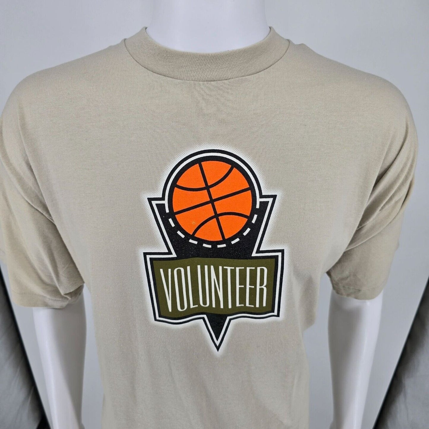 Vintage 90s Iowa Basketball Quad City Times Hoopfest Volunteer T-Shirt (XXL)