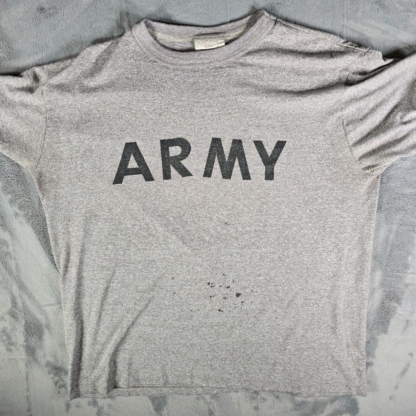 Distressed Vintage 1992 U.S. Army Physical Fitness Uniform Gray T-Shirt (L)