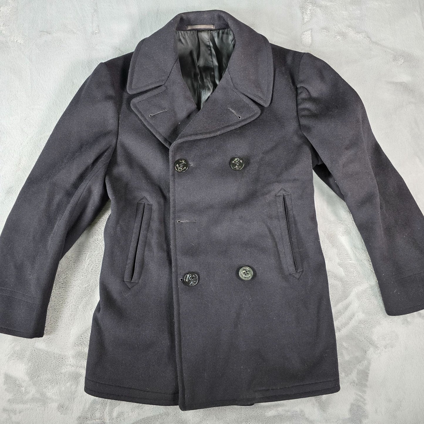 Vintage 1950s U.S. Navy Midnight Blue Double-Breasted Wool Peacoat (M)