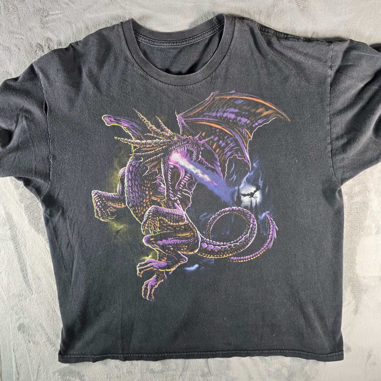 Distressed 2000s Black Kanye West Dragon Mask Purple Dragon T-Shirt (XXL)