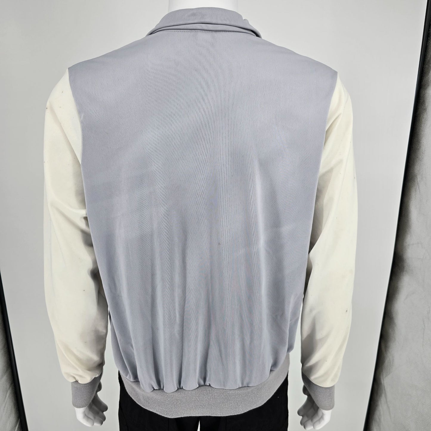 Distressed Vintage 1980s Pinnacle Grey/White/Red Zip Up Tricot Track Jacket (XL)