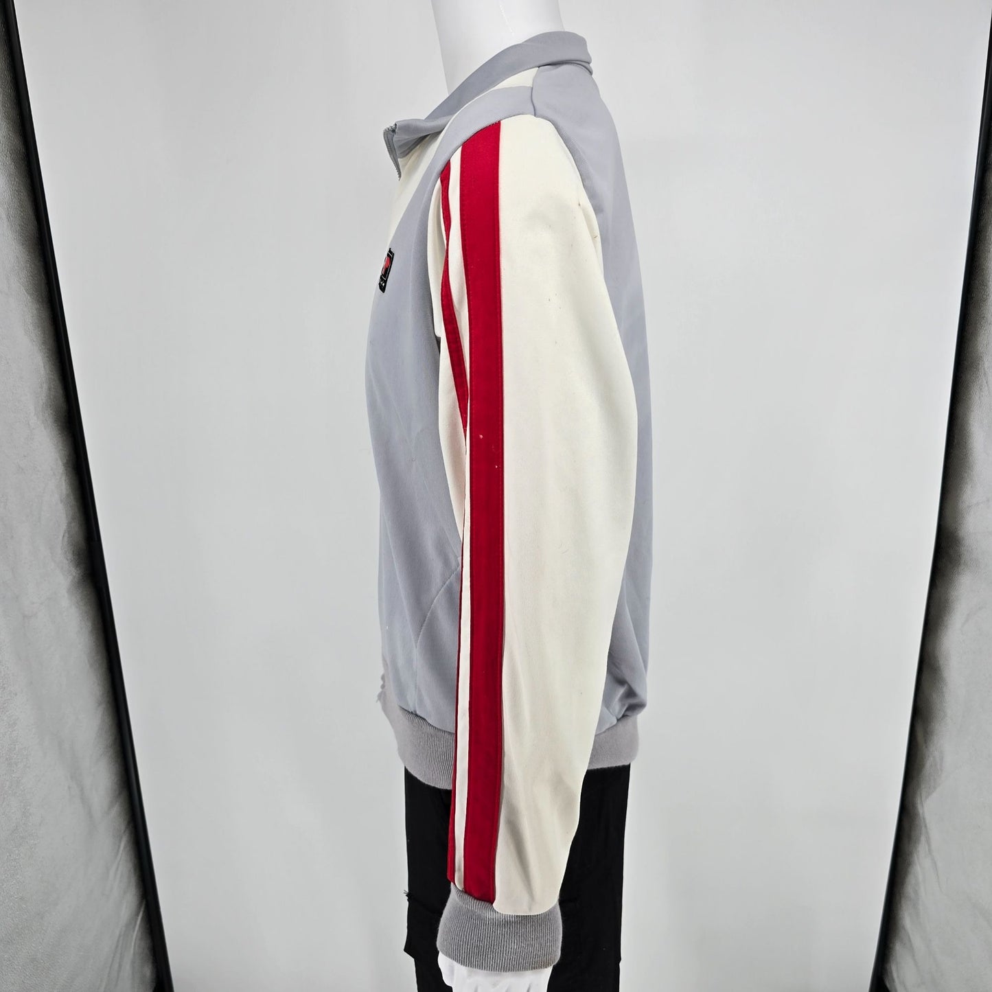 Distressed Vintage 1980s Pinnacle Grey/White/Red Zip Up Tricot Track Jacket (XL)