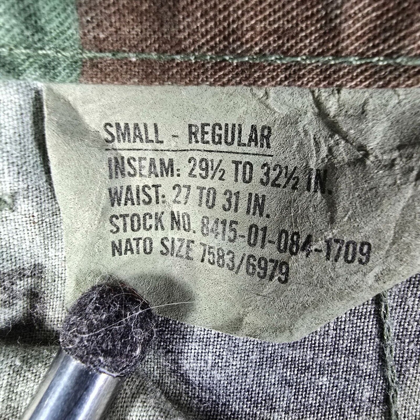 Vintage 1994 U.S. Military Woodland Camouflage Pattern Combat Trousers (30x31)