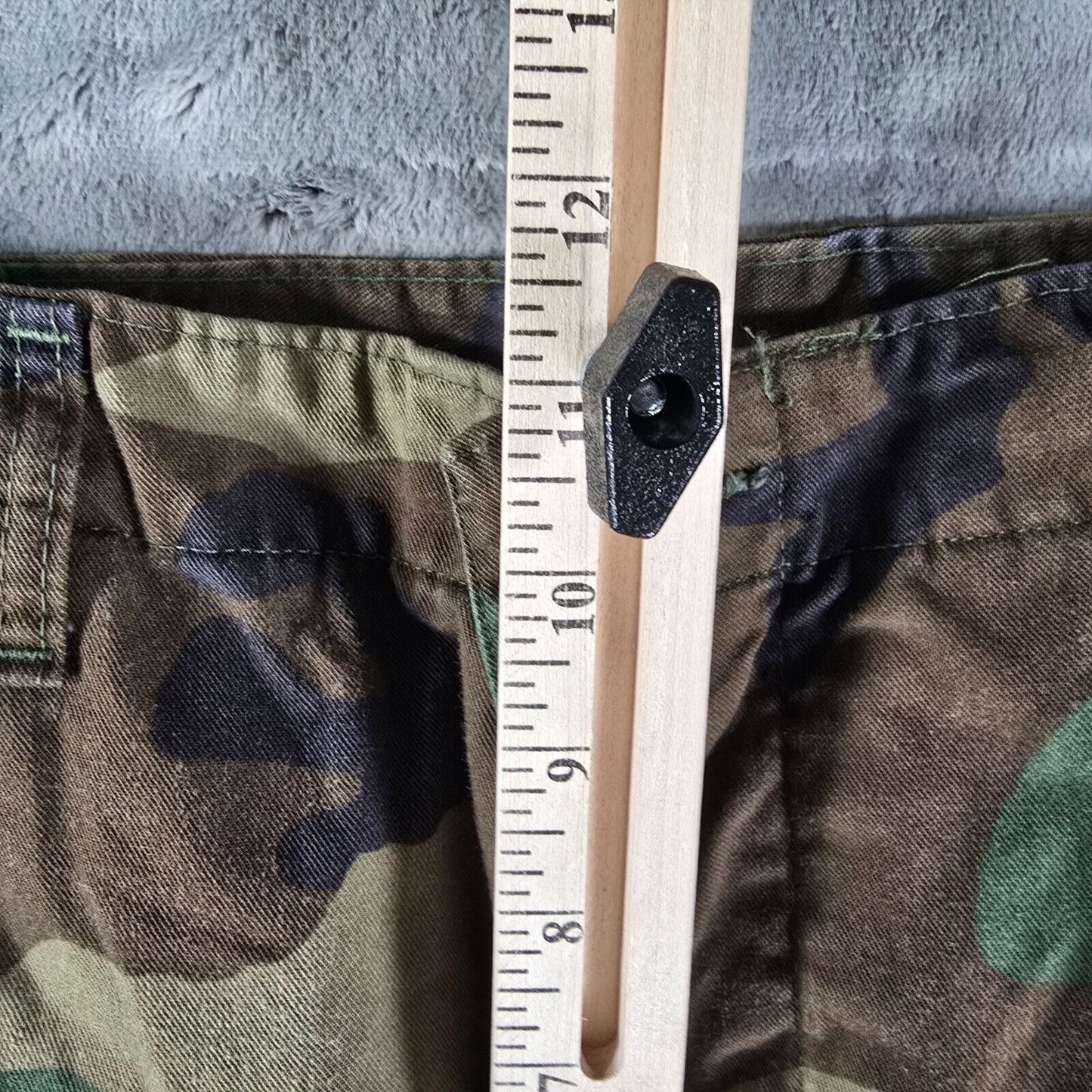 Vintage 1994 U.S. Military Woodland Camouflage Pattern Combat Trousers (30x31)